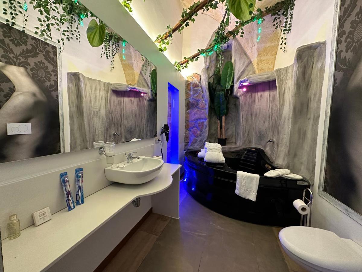 The Bridge Suites Gravina in Puglia Bagian luar foto
